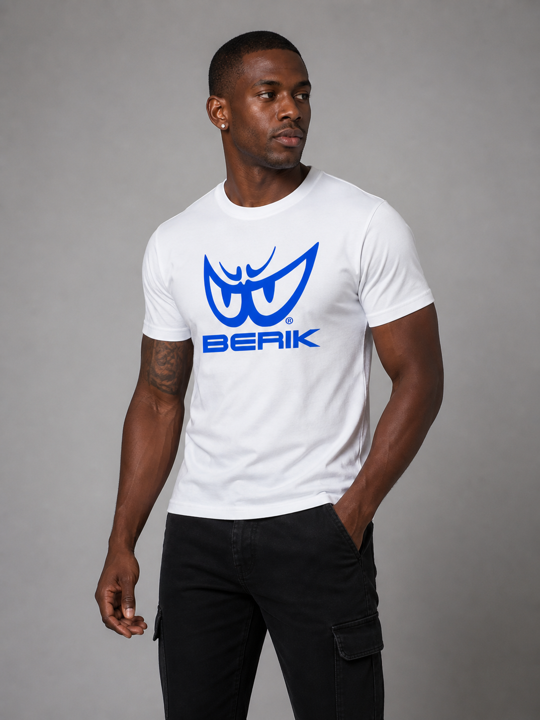 Brk 32 - T-Shirt Uomo - Sport - Light Blue Logo - Berik