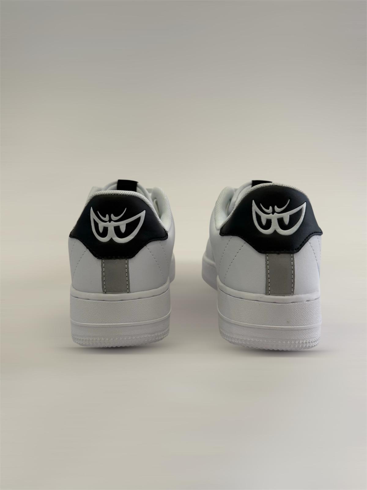 J4-3 Brk - WBlackEyes - Shoes - Berik